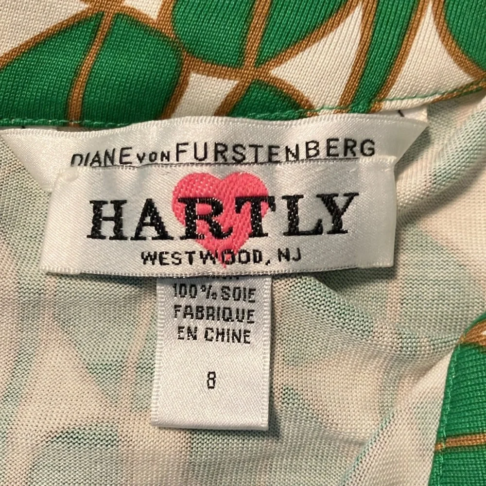 Diane Von Furstenburg Hartly Silk Dress Green Print Ruched Sides Size 8 Women’s - Picture 2 of 4
